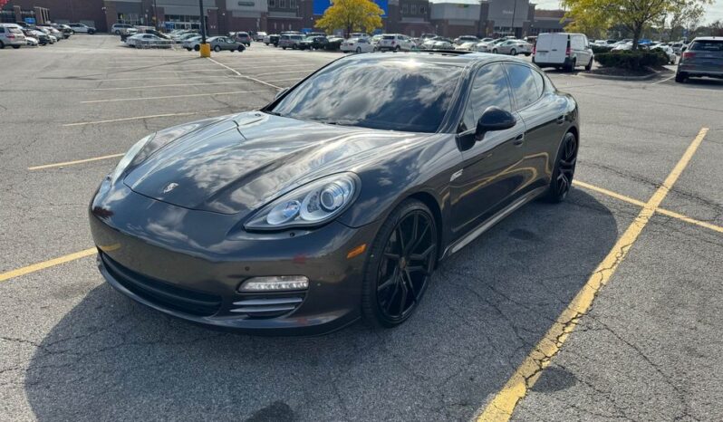 2012 Porsche Panamera 4 full