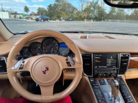 2012 Porsche Panamera 4