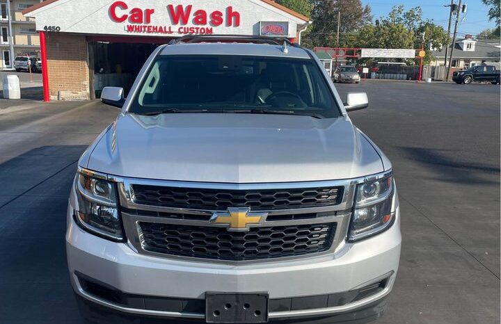 2015 Chevrolet Suburban LT full