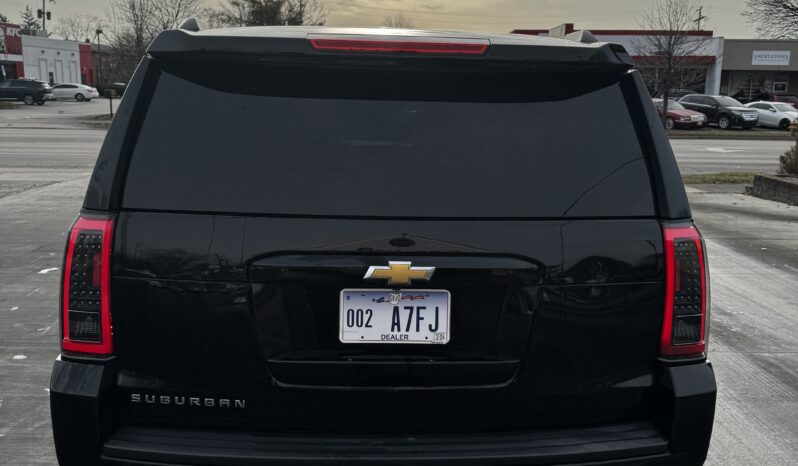 2016 Chevrolet Suburban LTZ full