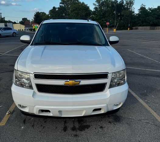2013 Chevrolet Suburban LT full