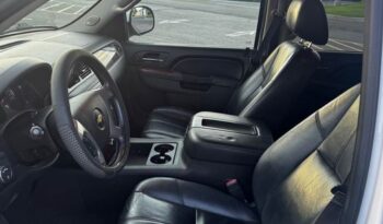 2013 Chevrolet Suburban LT full