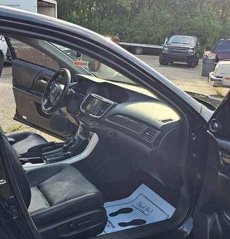 2017 Honda Accord full