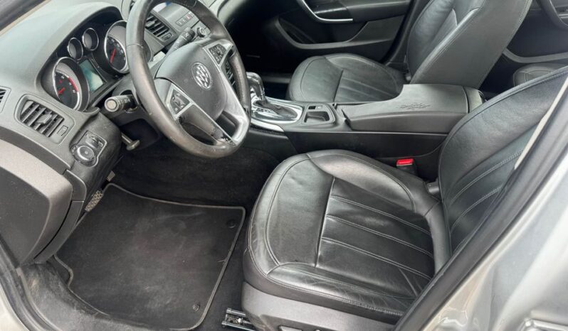 2011 Buick Regal full