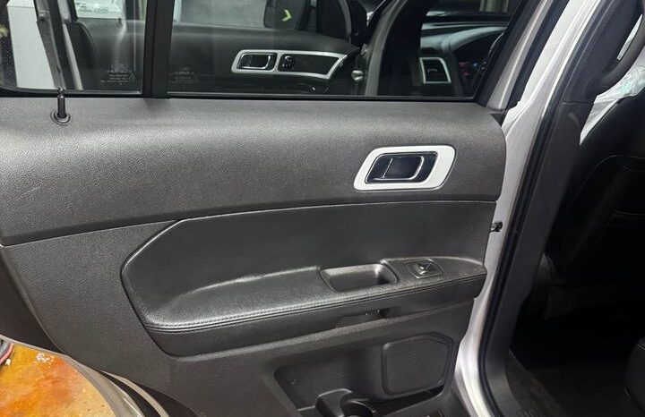2011 Ford Explorer full