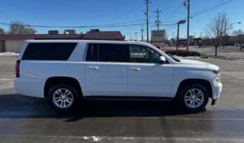 2015 Chevrolet Suburban LT full