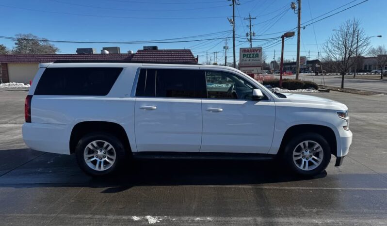 2015 Chevrolet Suburban LT full