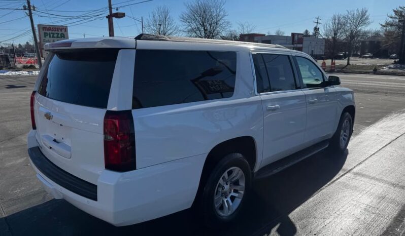 2015 Chevrolet Suburban LT full
