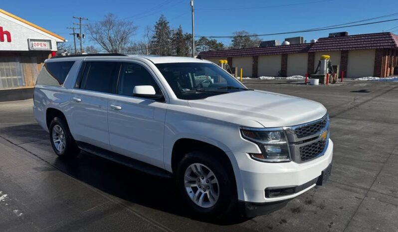 2015 Chevrolet Suburban LT full