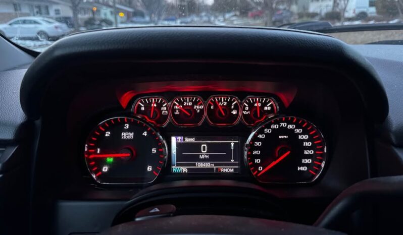 2015 Chevrolet Suburban LT full
