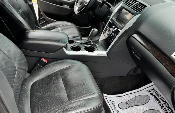 2011 Ford Explorer full