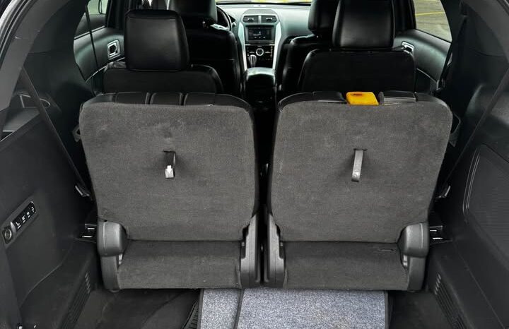 2011 Ford Explorer full