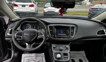 2015 Chrysler 200 full