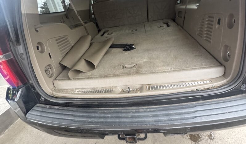 2015 Chevrolet Suburban LT full