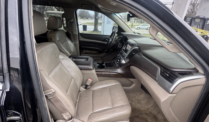 2015 Chevrolet Suburban LT full