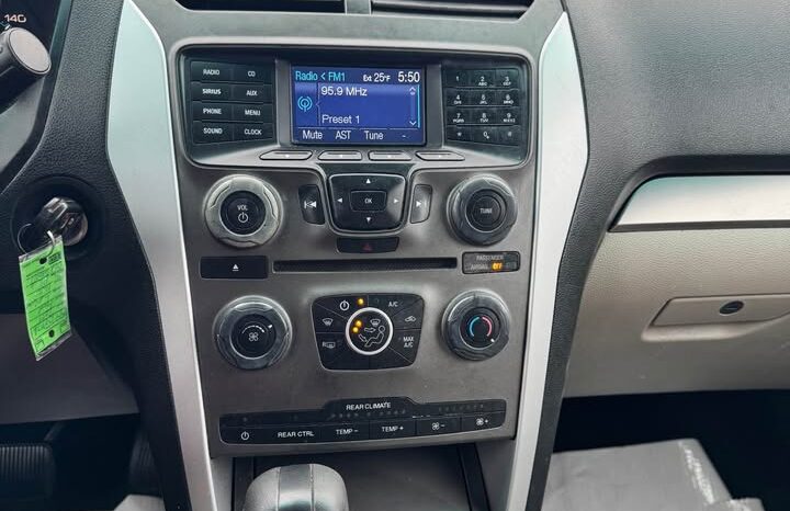 2013 Ford Explorer full