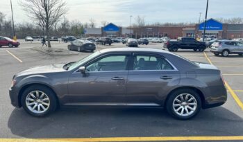 2013 Chrysler 300 full
