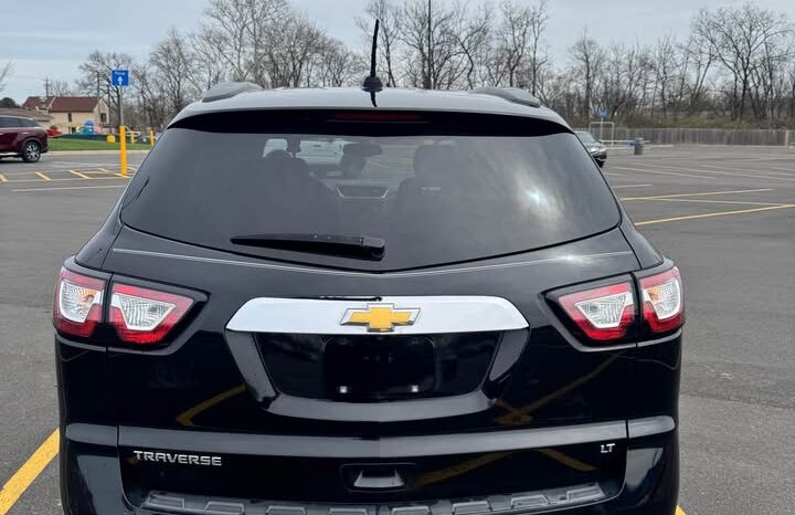 2017 Chevrolet Traverse full