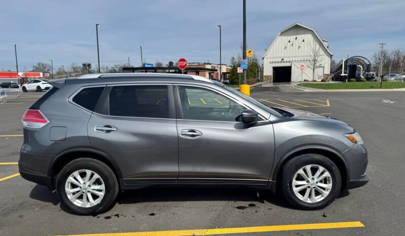 2015 Nissan Rogue SV full