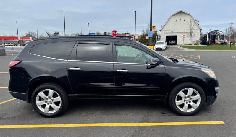 2017 Chevrolet Traverse full