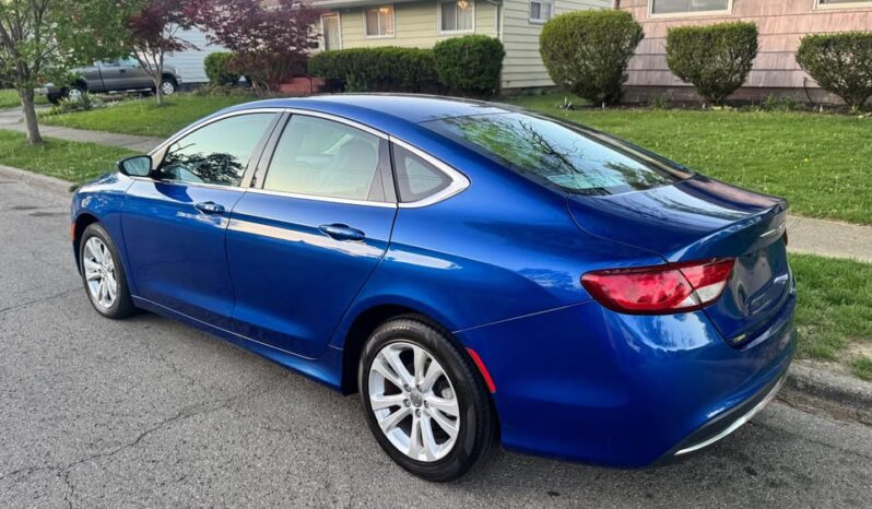 2015 Chrysler 200 full