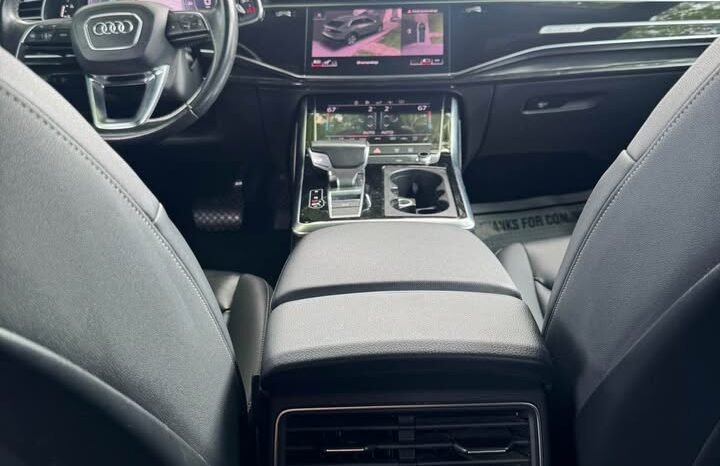 2019 Audi Q8 full