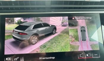 2019 Audi Q8 full