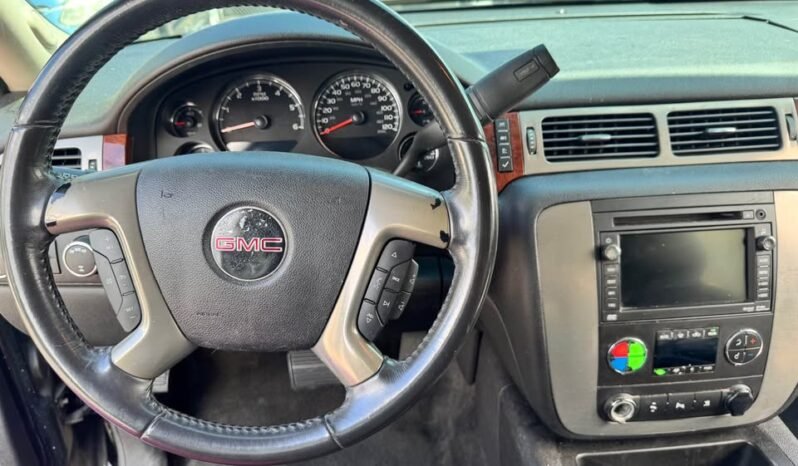 2011 GMC Yukon full