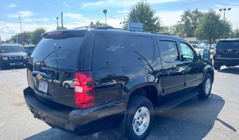 2013 Chevrolet Suburban LT full