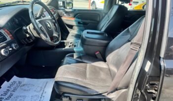 2013 Chevrolet Suburban LT full