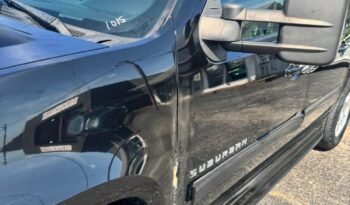 2013 Chevrolet Suburban LT full